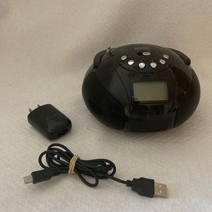 August AM/FM Radio Bluetooth USB Connection Stereo